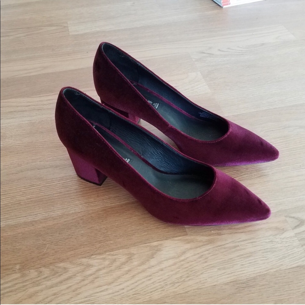 Steven by Steve Madden Bambu Burgundy Pumps